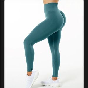 Teal alphalete amplify legging